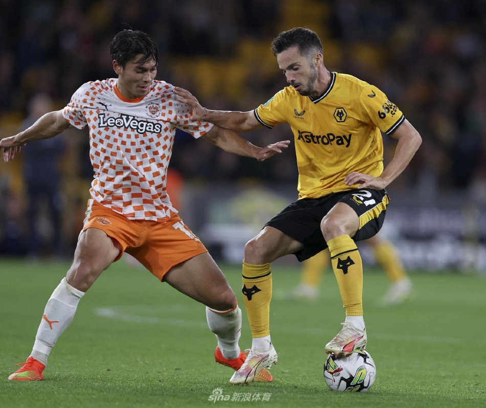 它依赖于前 它依赖于前