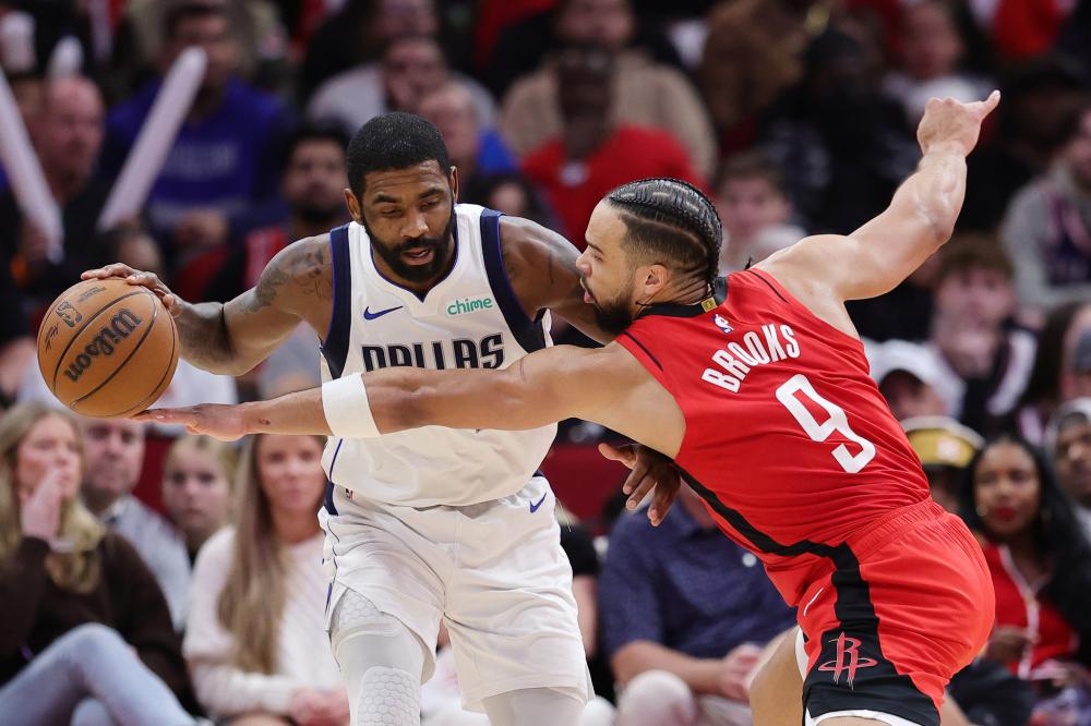 更是悬念迭 更是悬念迭